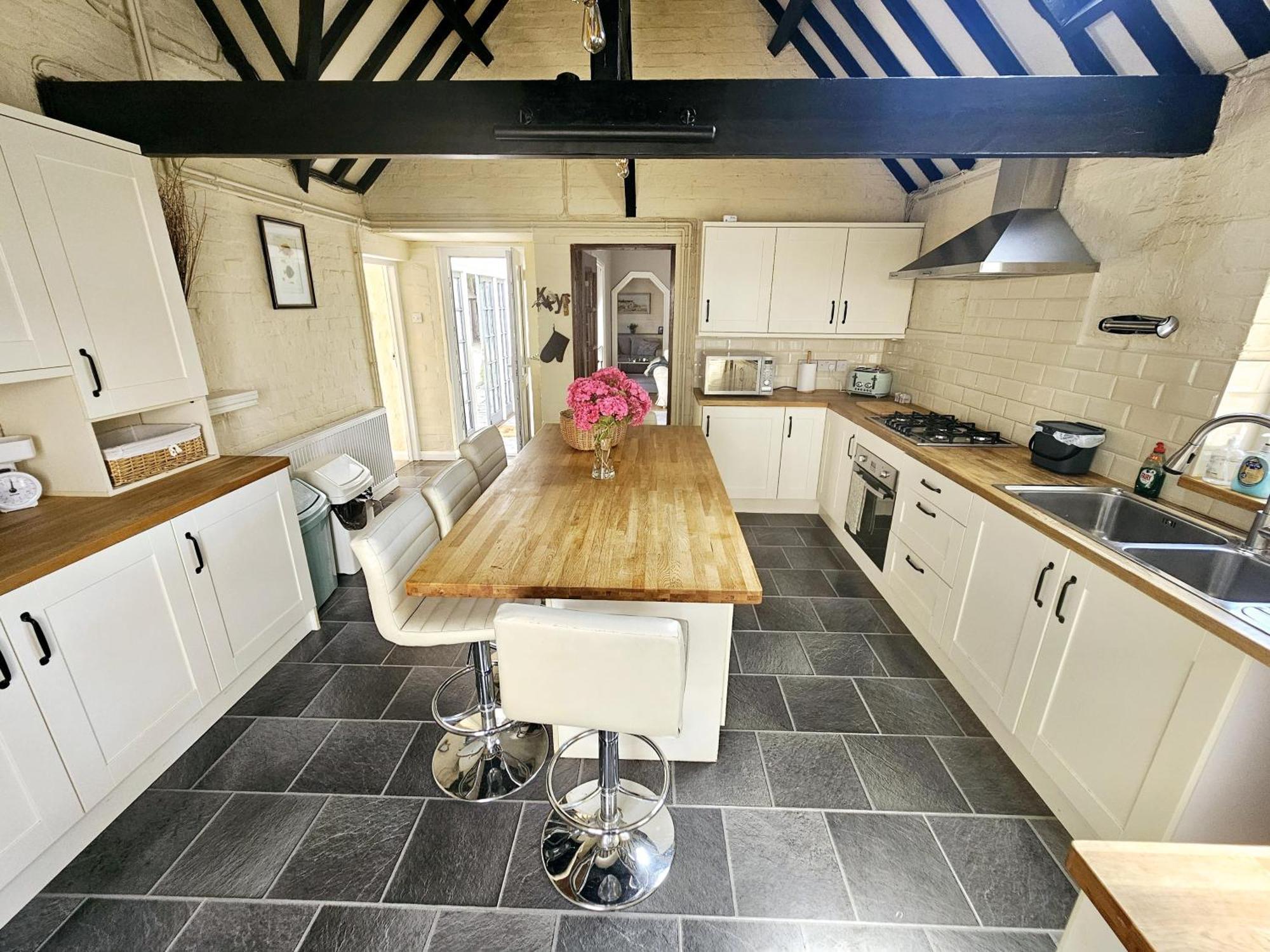 English Farmhouse Cottage 吉尔福德 外观 照片