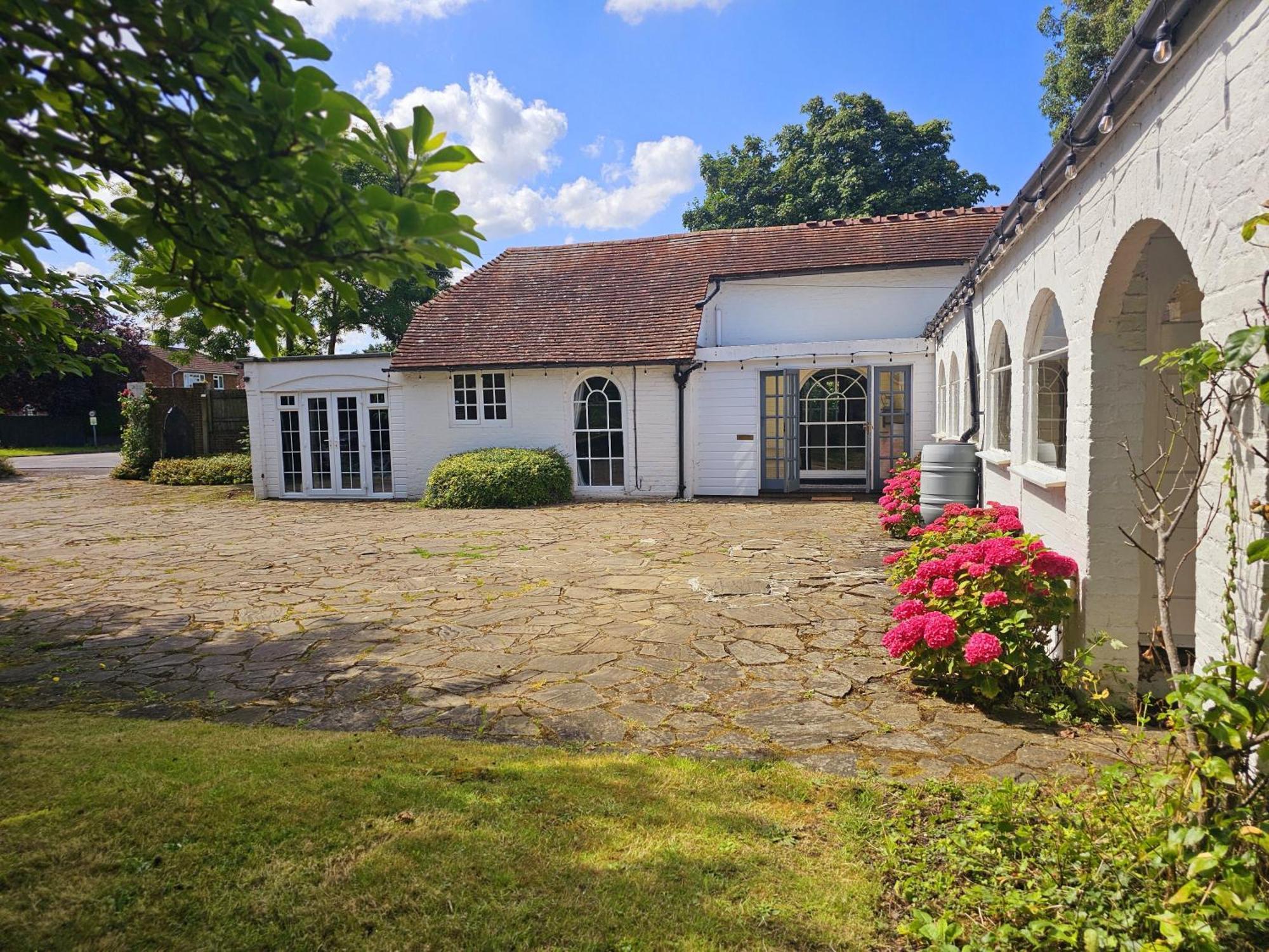 English Farmhouse Cottage 吉尔福德 外观 照片