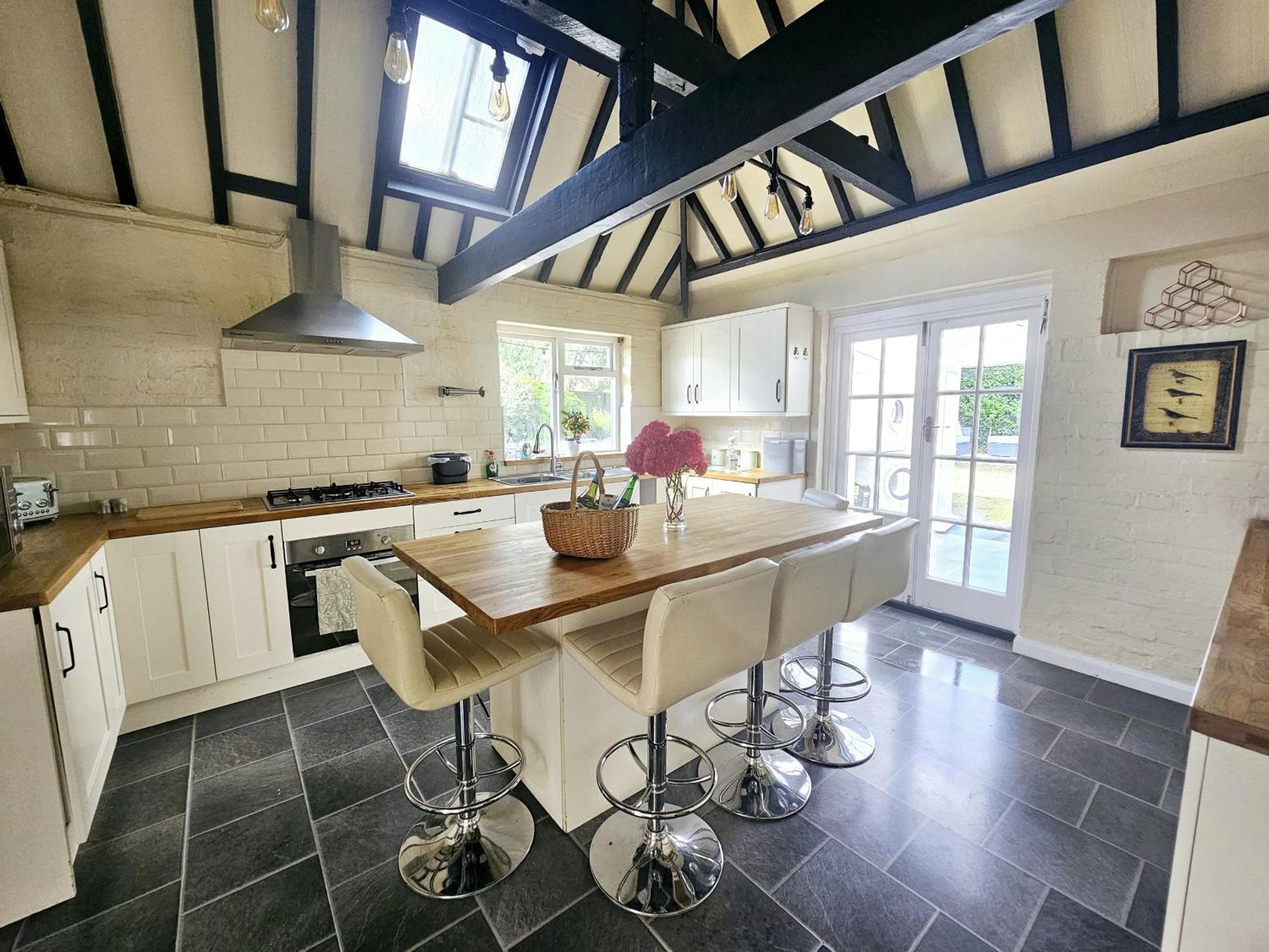 English Farmhouse Cottage 吉尔福德 外观 照片
